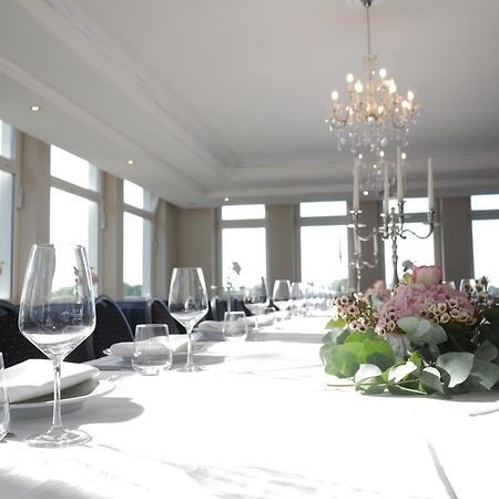 Hotel Faehrhaus Km734 Düsseldorf Exteriör bild