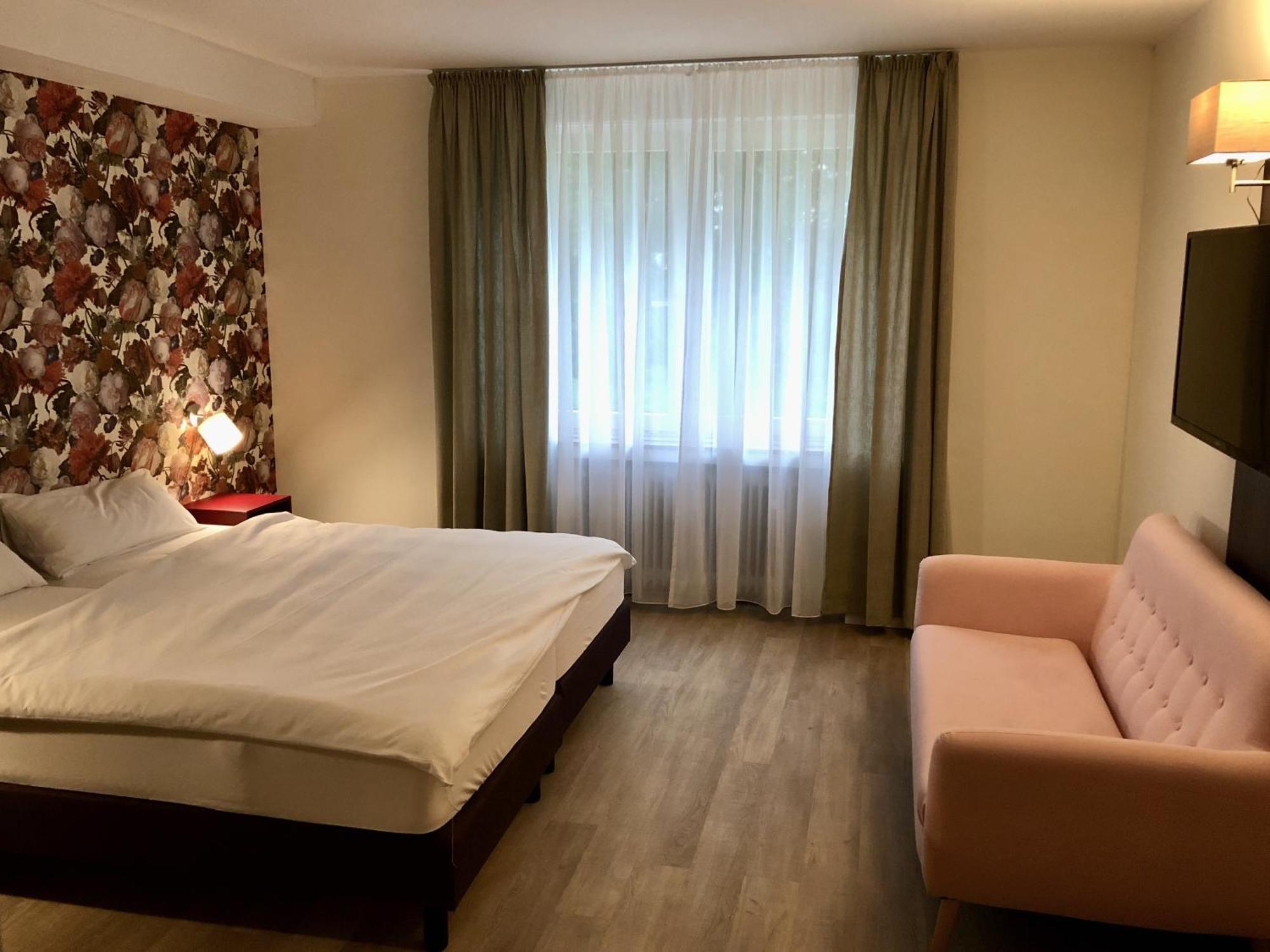 Hotel Faehrhaus Km734 Düsseldorf Rum bild